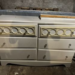 Girls Twin Bedroom Set 