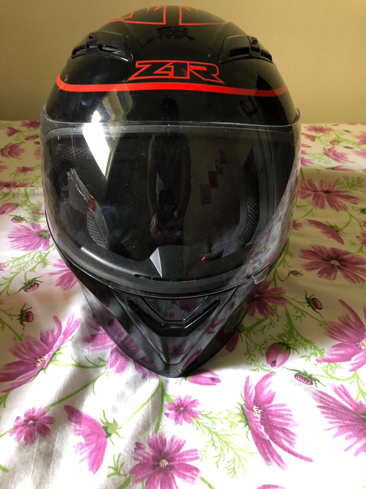 Motorcycle helmet zr like new