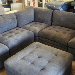 Thomasville Tisdale Modular Sectional 6-piece Dark Gray with Storage Ottoman