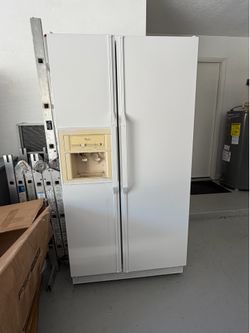 Side by Side Refrigerator