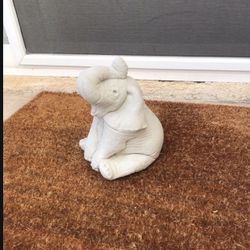 New Elephant Made Out Of Cement Perfect Gift 