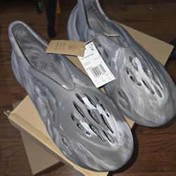 Foam Runners