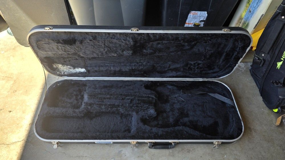 Freedom By SKB Guitar Case