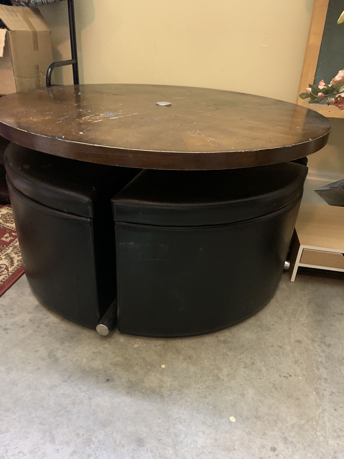 Dining table/coffee table