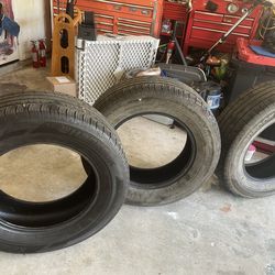 255/65R18