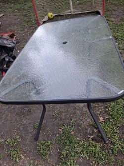 Out door table great shape