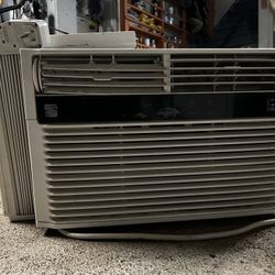 Window Air Conditioner With Remote