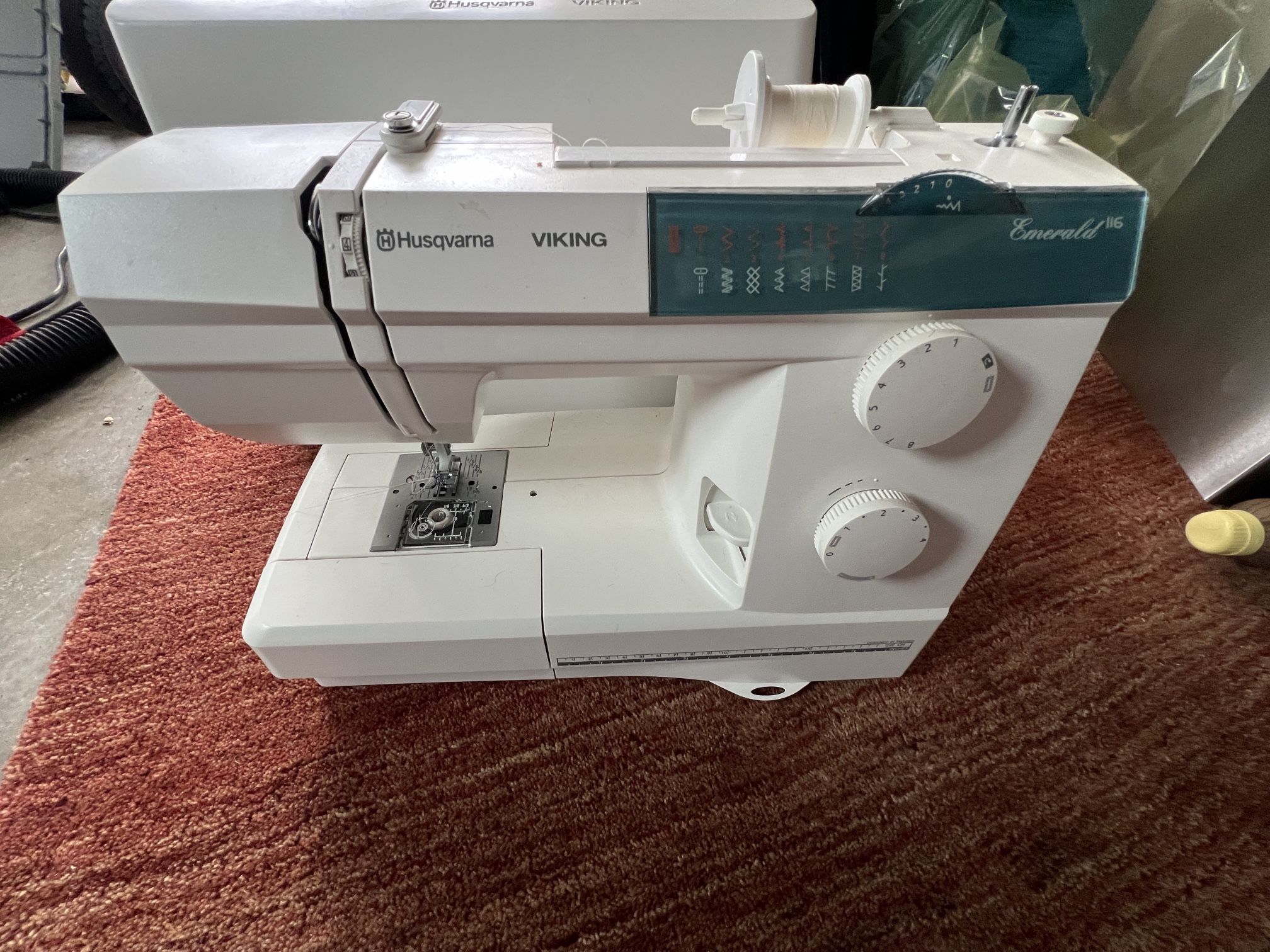 Sewing machine Husqvarna Viking for Sale in Los Angeles, CA OfferUp