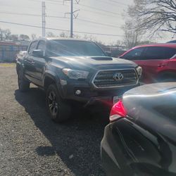 Toyota Tacoma 2016