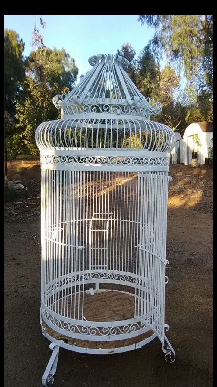 Bird cage