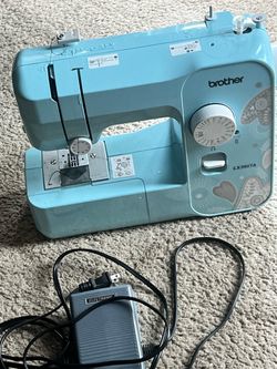 Brother Sewing Machine with Foot Pedal
