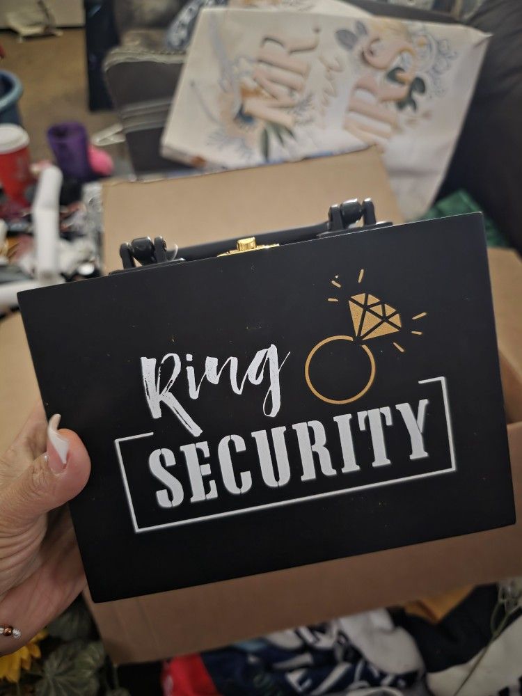 New Wedding Ring Box