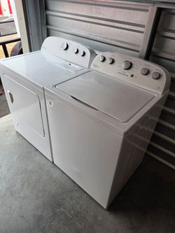 Whirlpool Washer and Dryer Set