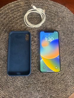 iPhone XS UNLOCKED