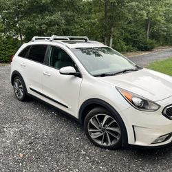2017 KIA Niro