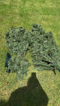 6 foot Christmas tree