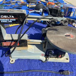 Delta 16 Scroll Saw Variable Speed 
