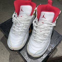 Retro Jordan 12 ‘FIBA’ Size 5.5y