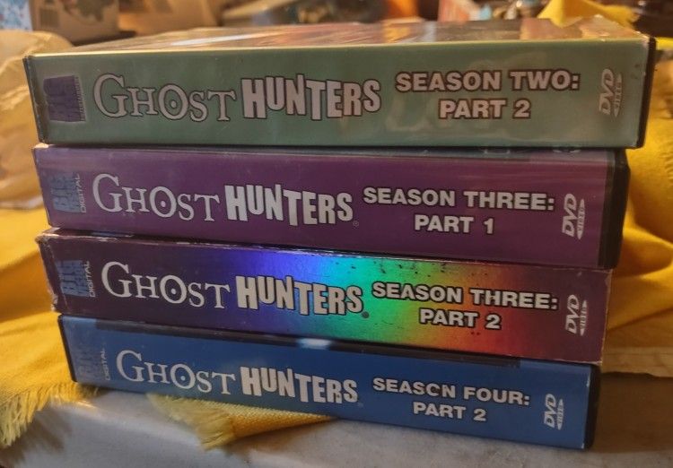 Ghost Hunters Four Box Set Will Not Separate Great Shape