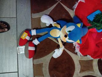 18" Sonic Plushie