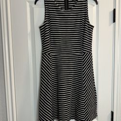 Like New- J. Crew Optical Illusion Black/White Striped Dress