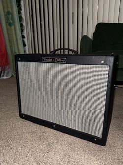 Fender Deluxe Guitar Combo Amplifier