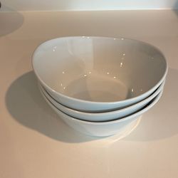 3 white porcelain bowls