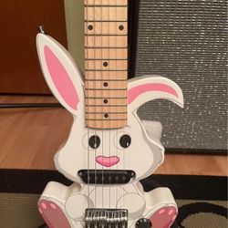 Rondo sprite Rabbit 🐇 guitar 