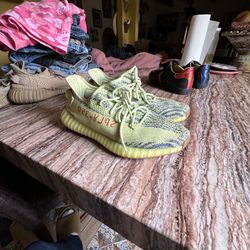 Yeezy Semi Frozen 