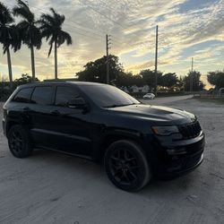 Jeep Grand Cheeroke Limited X