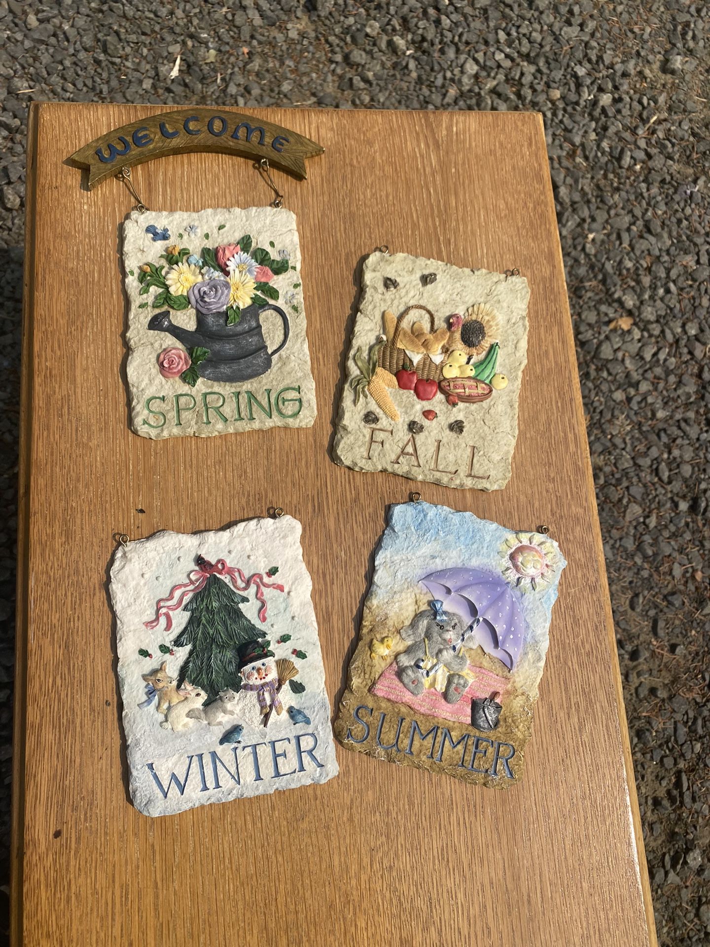 Seasonal Wall Hanging