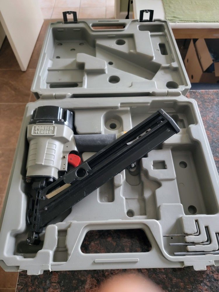 Porter Cable 15 gauge Nailer