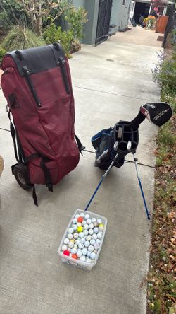 Golf clubs balls bag and travel case
