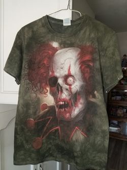 Scary clown t shirt small
