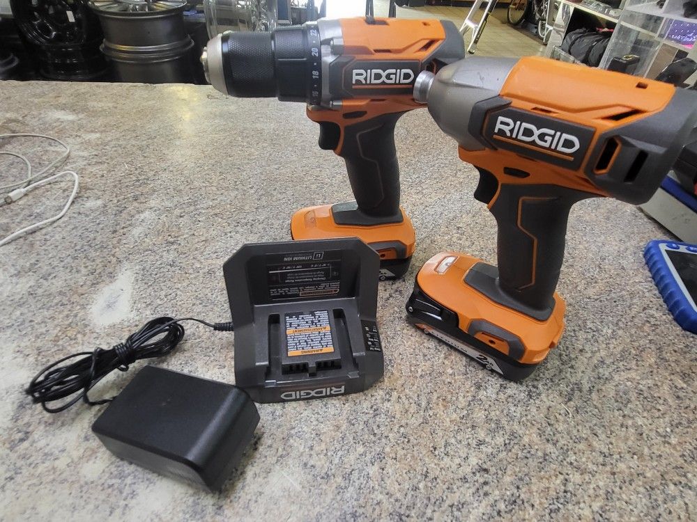 RIDGID 18V Cordless 2-Tool Combo Kit with Drill/Driver, Impact Driver, (2) 2.0 Ah Batteries, charger