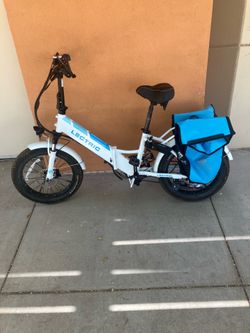 Lectric xp 3.0 excellent condition 28mph long range battery