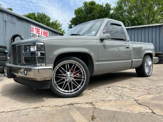 22 INCH STAGGERED WHEELS AND TIRES