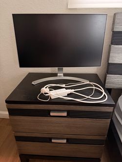 LG 24" Computer / Gaming Monitor