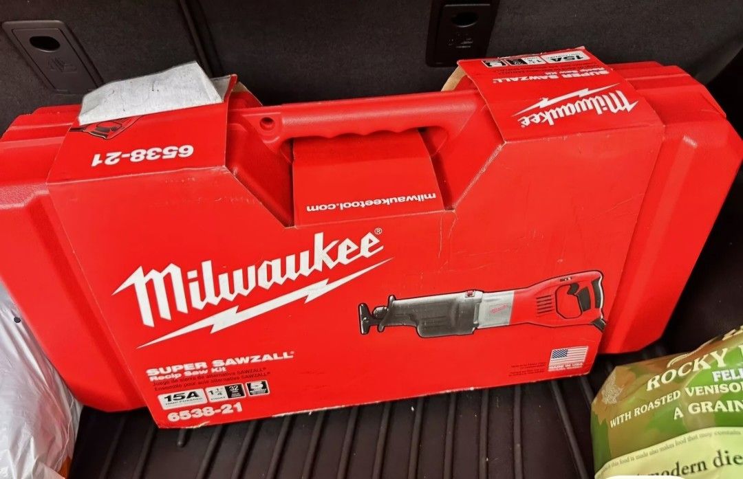 6538-21 Milwaukee Sawzall Recip Saw Kit New
