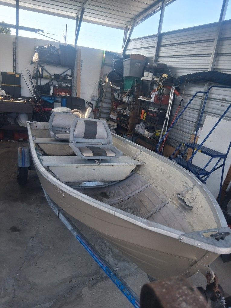 1980 MirroCraft V bottom aluminum john boat