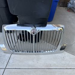 International MV / 4300 Parts 