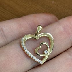 Heart Pendant Yellow Gold 