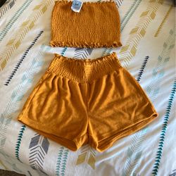 Brand New With Tags 2 Piece Set “velour” Style Size Medium