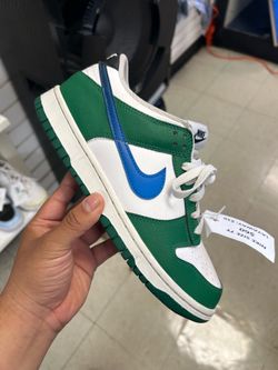 NIKE - SZ 7Y