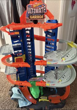 Hot Wheels Ultimate Garage