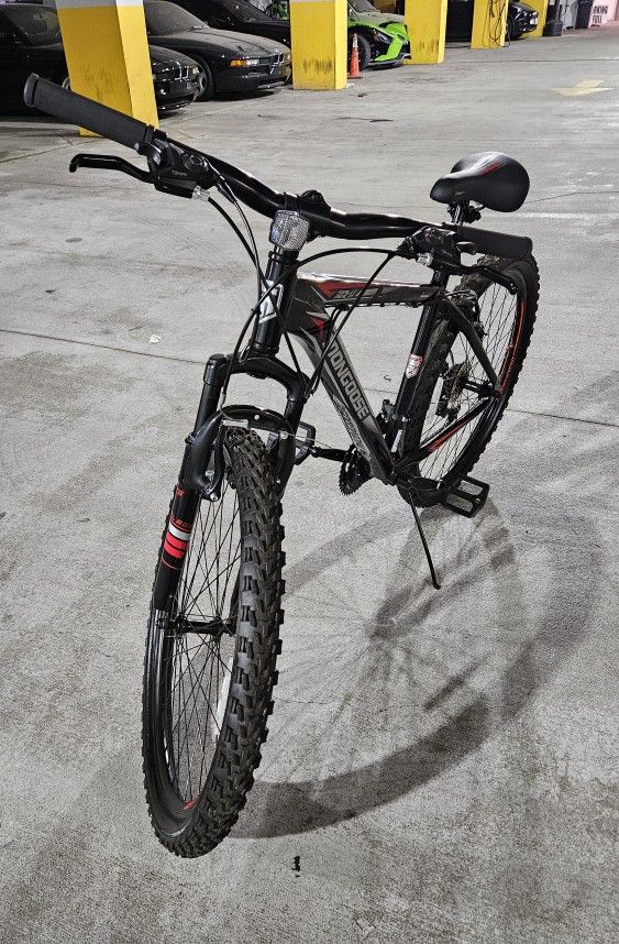 Mongoose Split Rock Mountain Bike