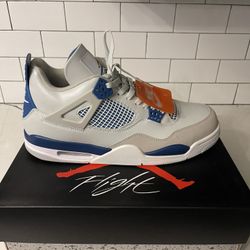 Men’s Jordan Retro 4 Military Blue Size 14.