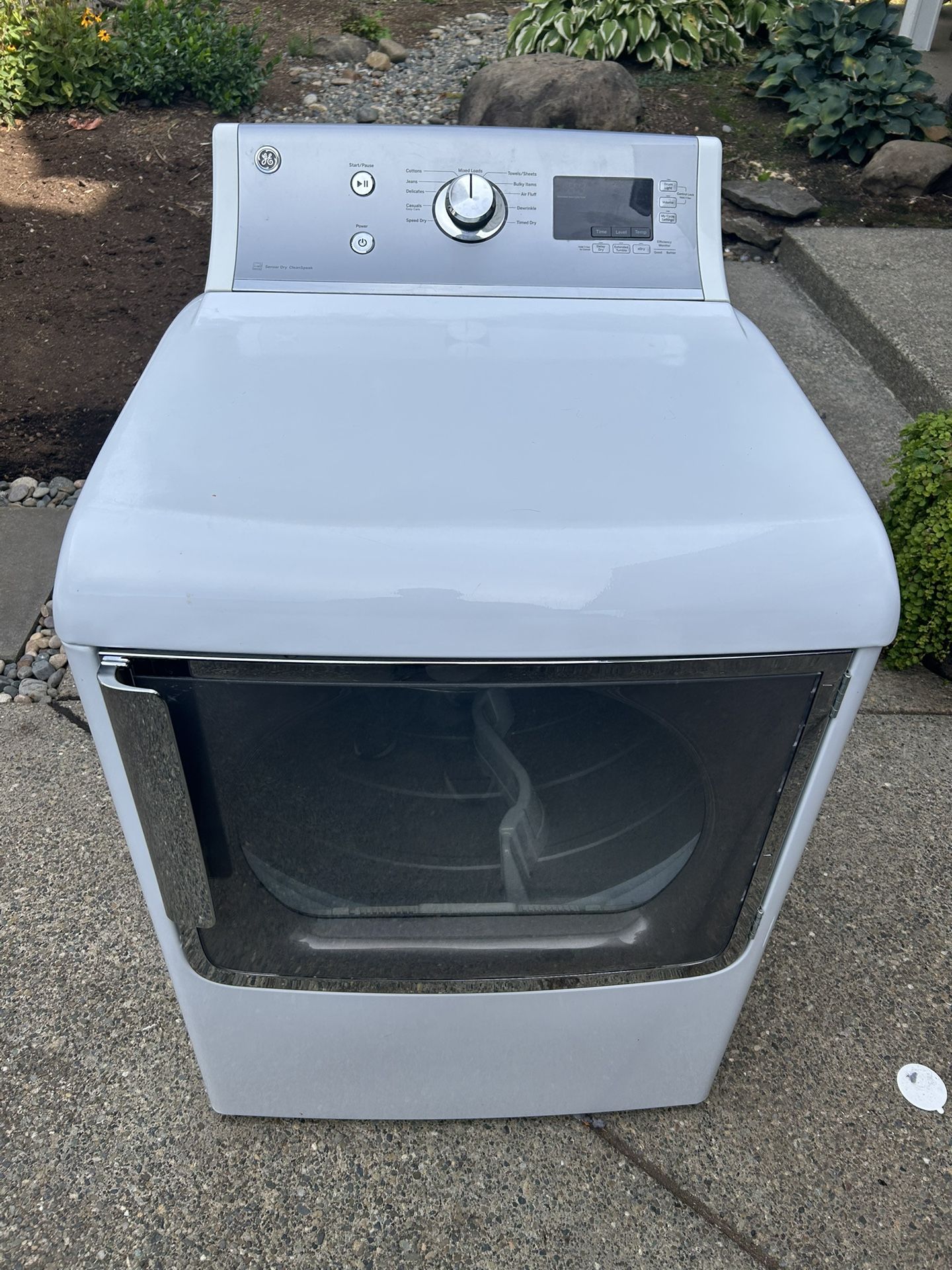 Free - GE Dryer - Works, Torn Drum
