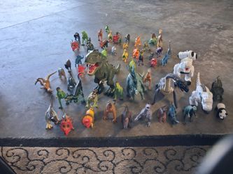 DINOSAUR FIGURES
