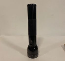 MAGLITE 10” Inch Vintage Flashlight Black - Uses 2 D Cell Batteries USA - Works
